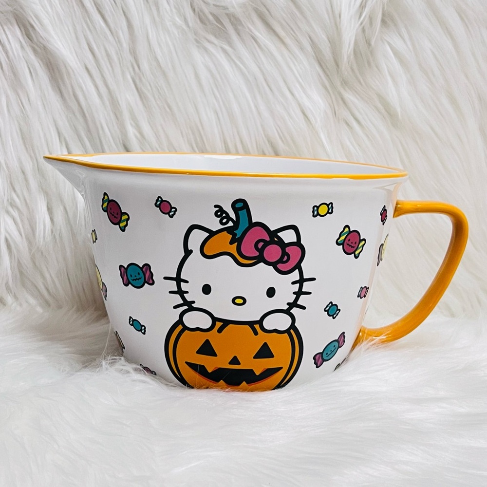 Hello Kitty Halloween Mixing Bowl